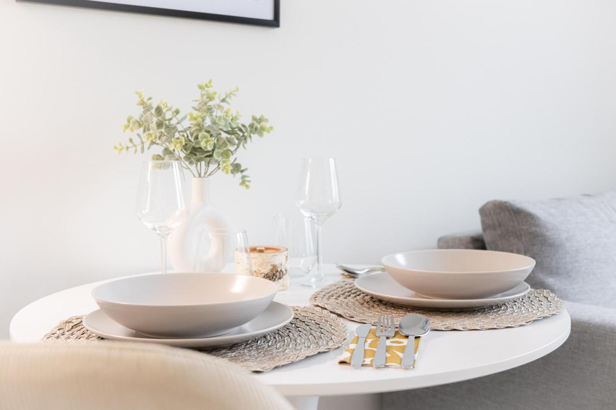 Arctic City Suites By Booklapland โรวานิเอมิ ภายนอก รูปภาพ